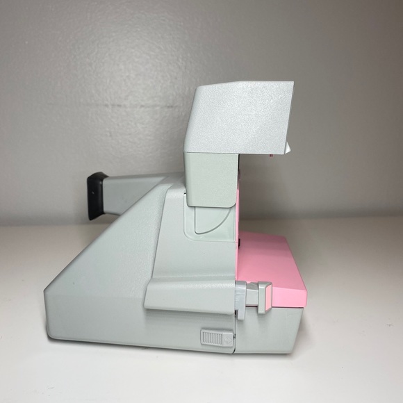 Vintage Polaroid Cool Cam 600 Pink & Gray Film - Picture 3 of 8